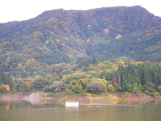 津軽白神湖 style=